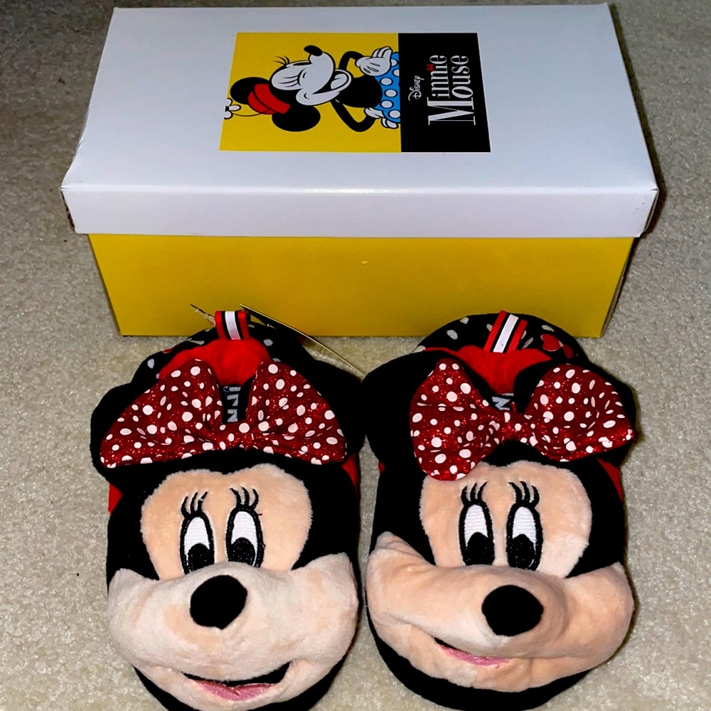 Minnie Mouse Slippers Size 9/10
